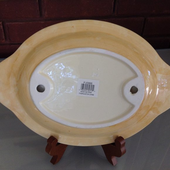 Beautiful Red Cardinal Small Platter - Picture 2 of 4